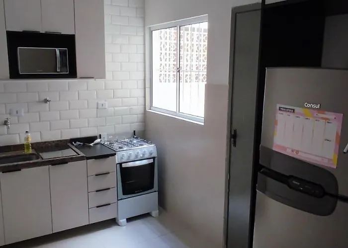 Big Apartment Close To Allianz Park
